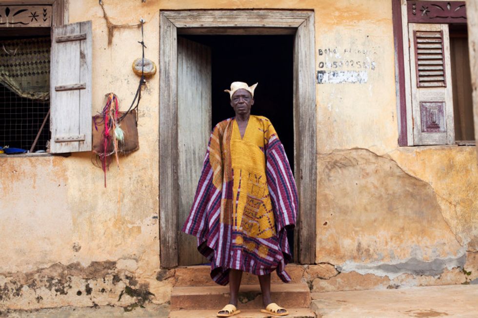 'Aso Oke: The Woven Beauty,' Tunde Owolabi's New Exhibition In Lagos ...