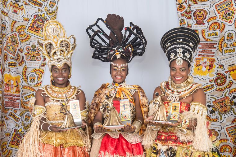 Carnival in Salvador Pays Tribute to Afro Carnival Groups - 25/01