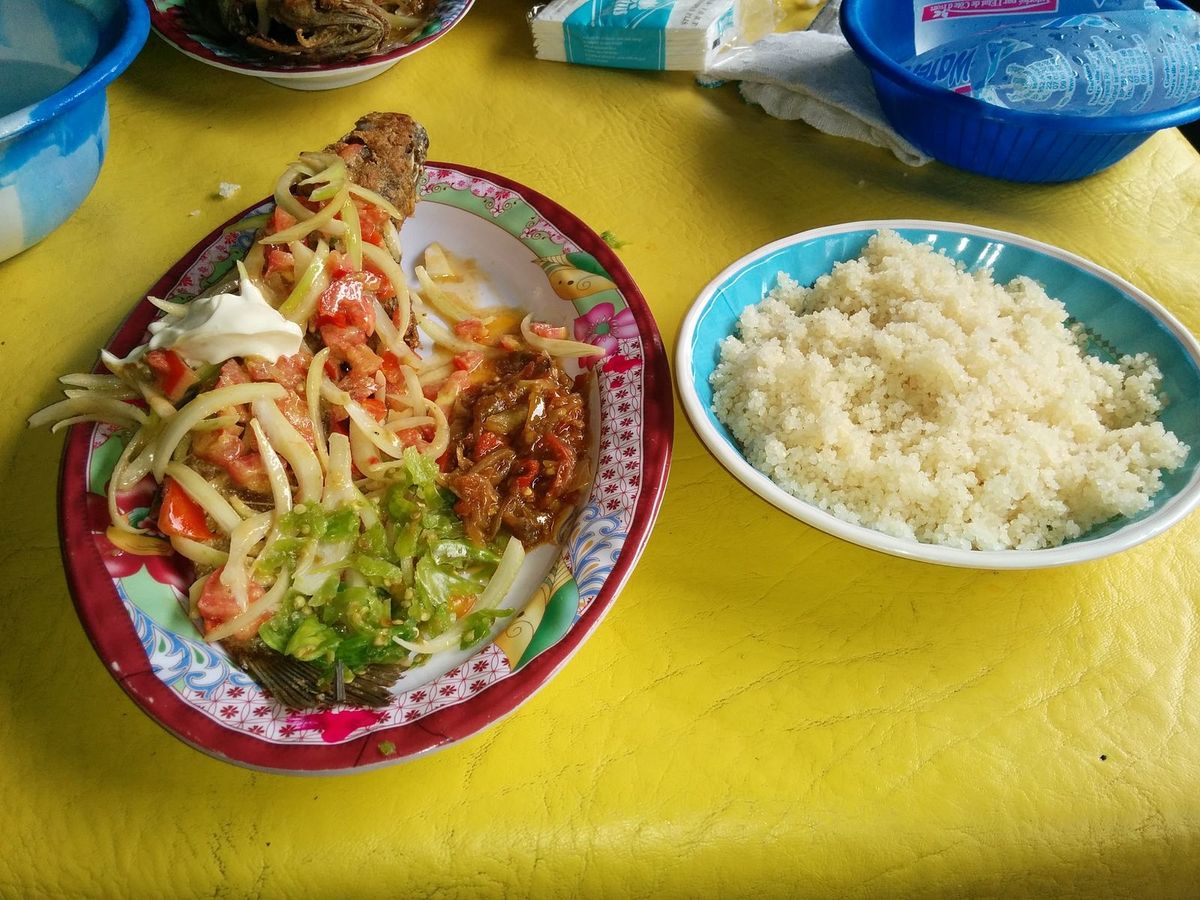 Attieke-poisson Thon Et Alloco (cassava, Couscous And Fried Tuna 